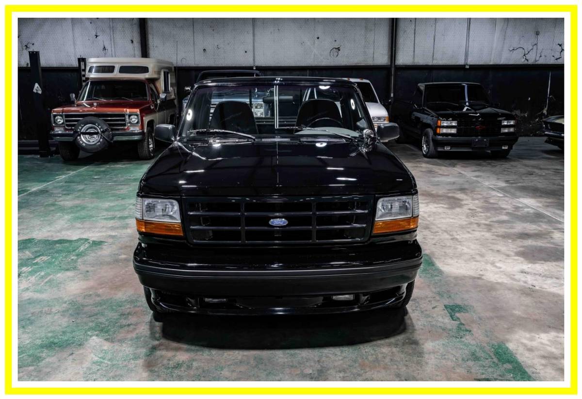 Ford-lightning-1993-black-46