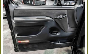 Ford-lightning-1993-black-50