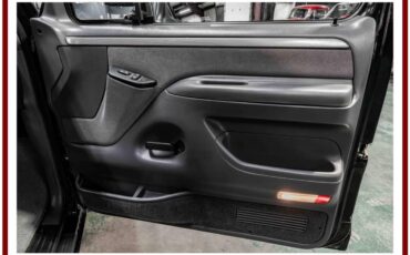 Ford-lightning-1993-black-68