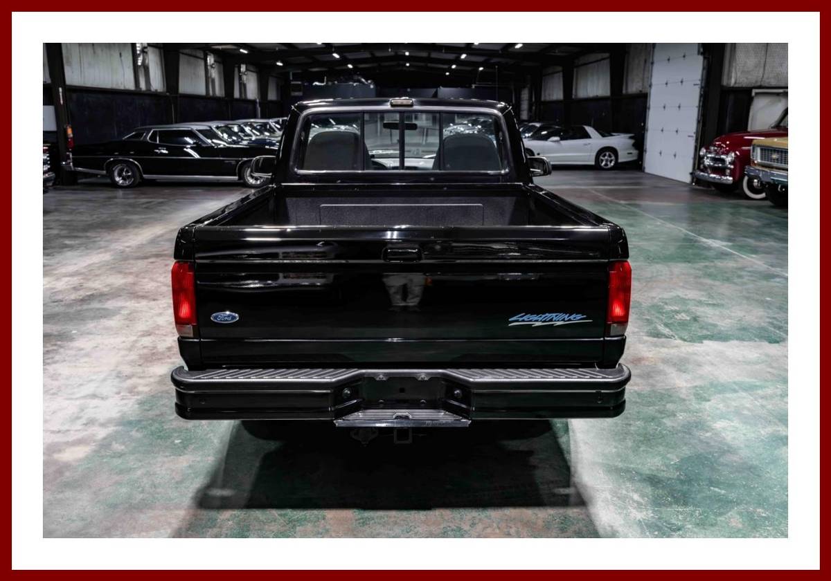 Ford-lightning-1993-black-89