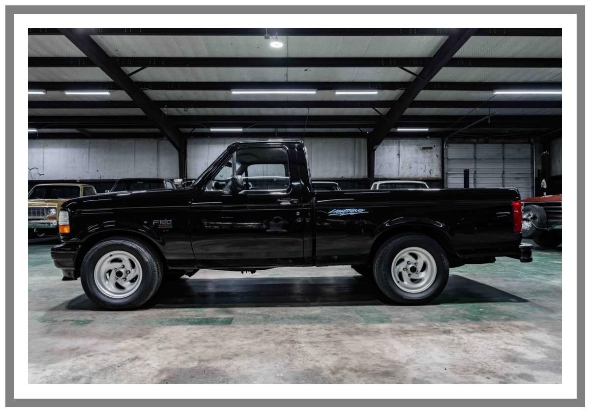 Ford-lightning-1993-black-92