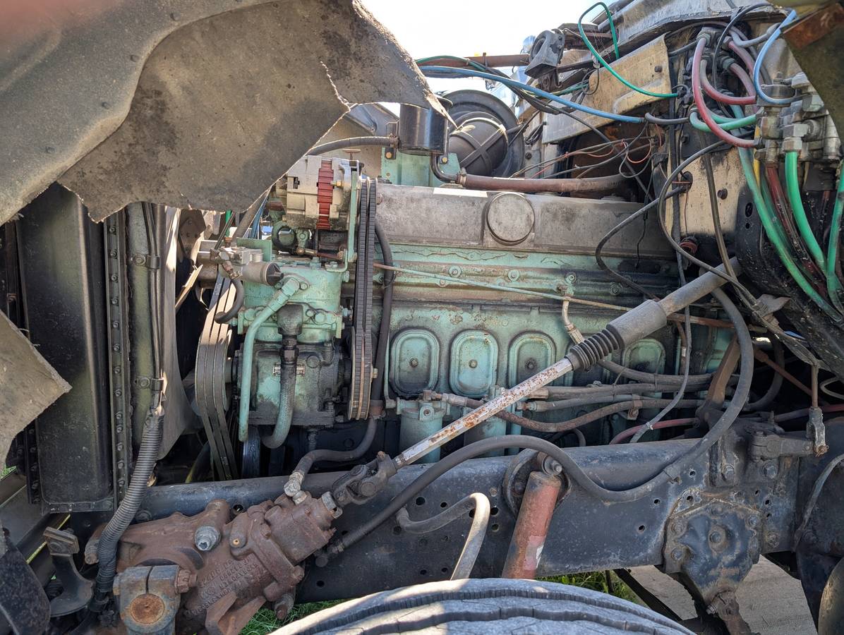 Ford-ln9000-diesel-1973-12