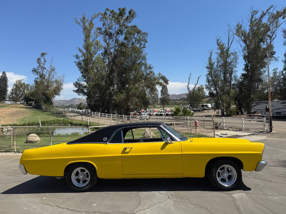 Ford-ltd-1967-3