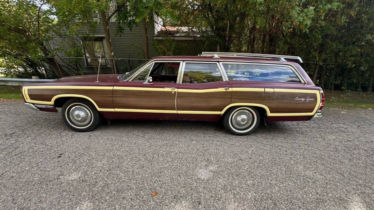 Ford-ltd-1969-red-1