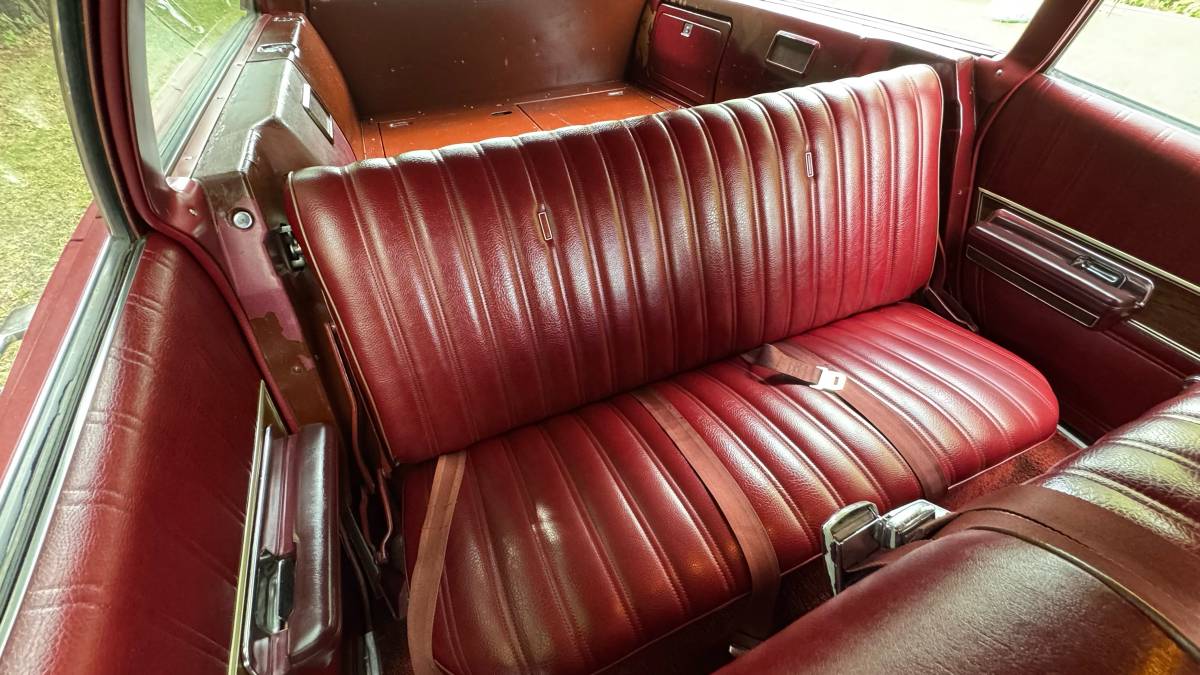 Ford-ltd-1969-red-10