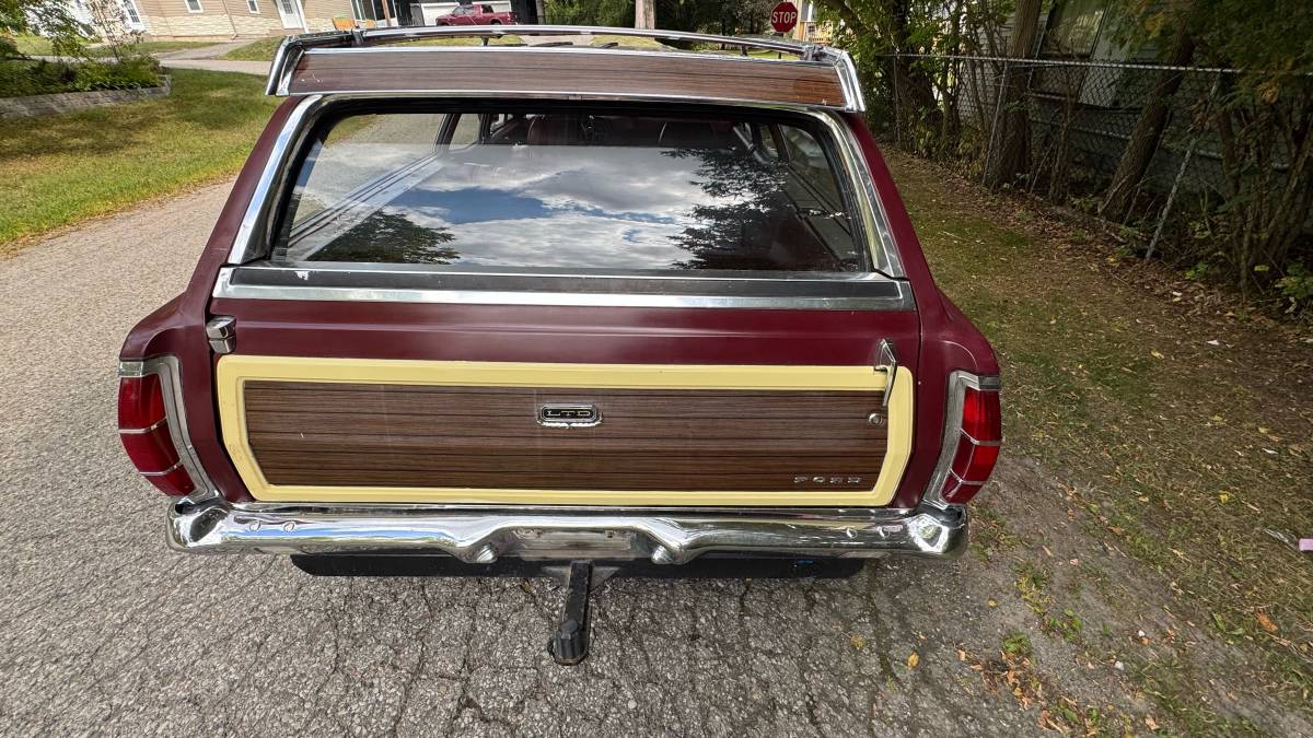 Ford-ltd-1969-red-13