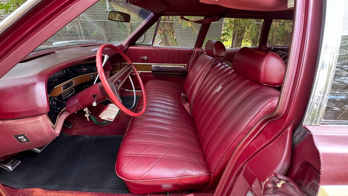 Ford-ltd-1969-red-3