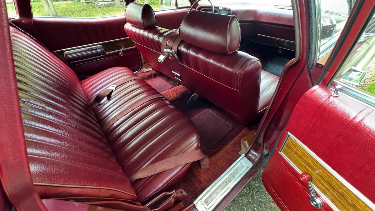 Ford-ltd-1969-red-7