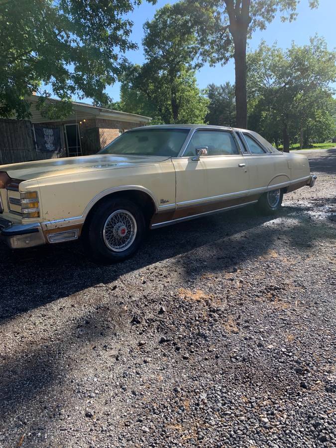 Ford-ltd-1978-yellow-2