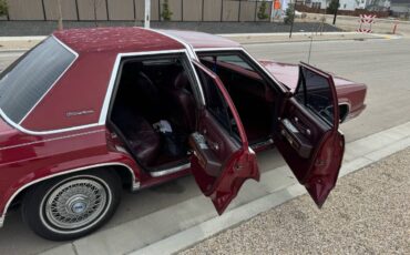 Ford-ltd-crown-victoria-1988-custom-4