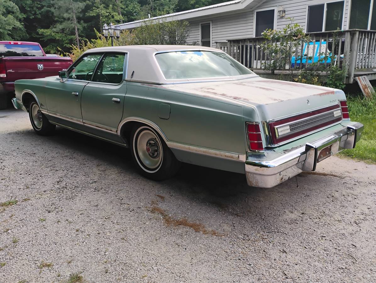 Ford-ltd-landau-1977-green-3