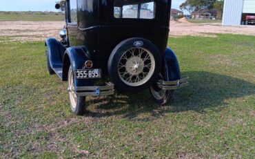 Ford-model-a-1928-black-4