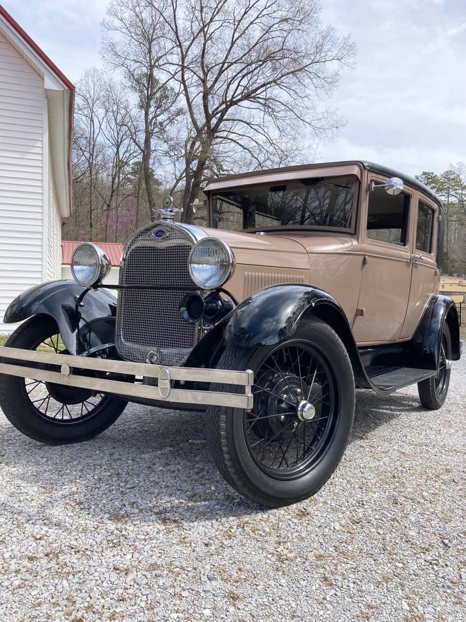 Ford-model-a-1929-brown-13