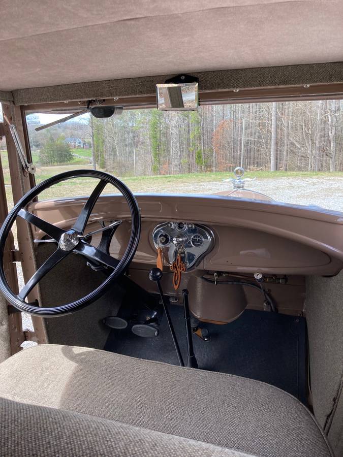 Ford-model-a-1929-brown-14
