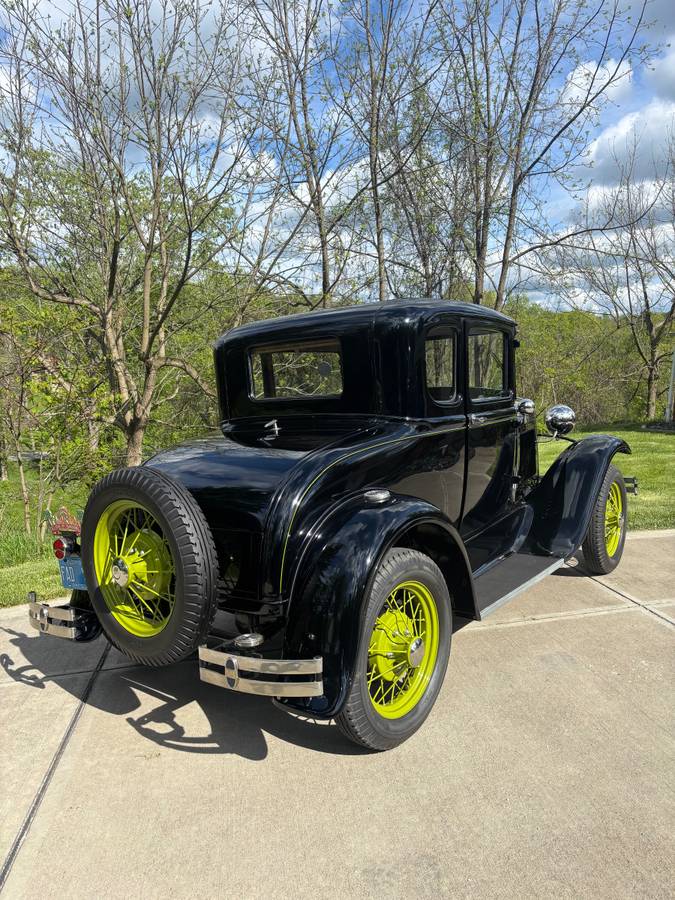 Ford-model-a-1930-black-2