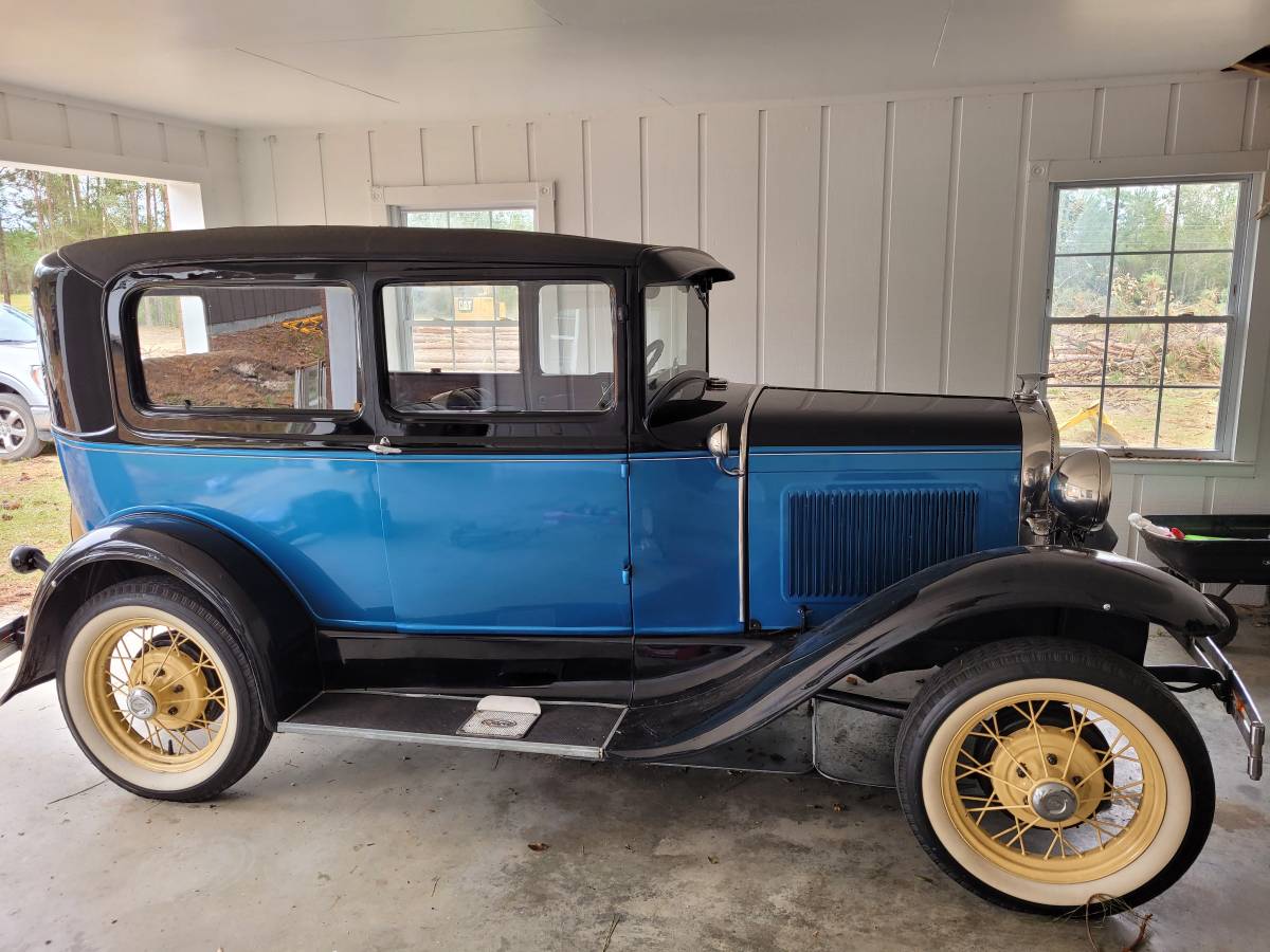 Ford-model-a-1930-black-3