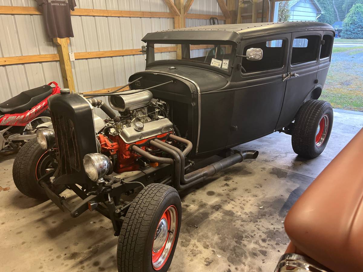 Ford-model-a-1931-black-1