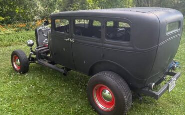 Ford-model-a-1931-black-14