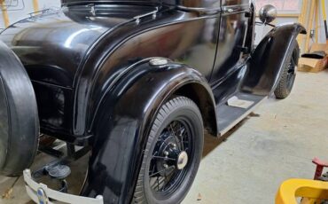 Ford-model-a-1931-black-2