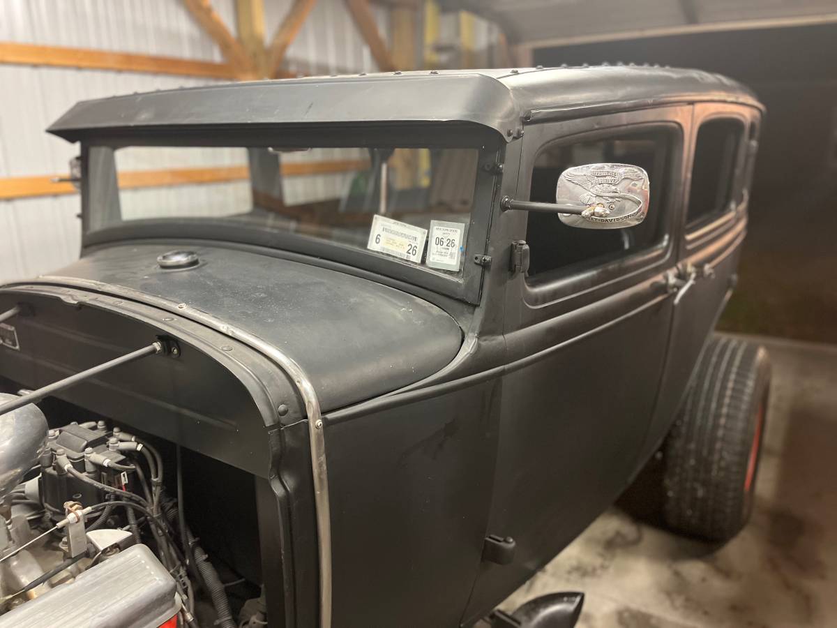 Ford-model-a-1931-black-2