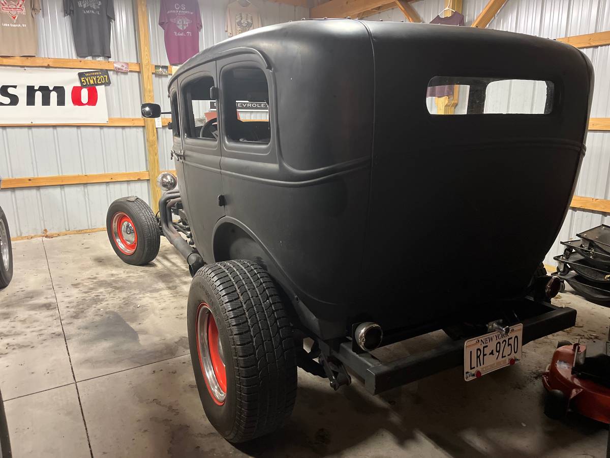 Ford-model-a-1931-black-7