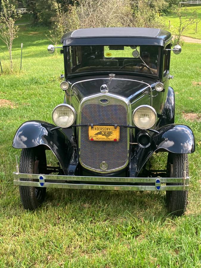 Ford-model-a-sedan-1930-black