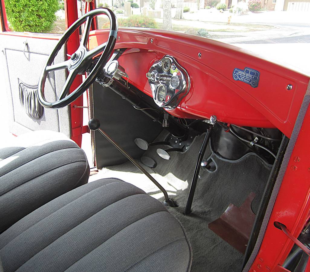 Ford-model-a-tudor-sedan-1930-red-11