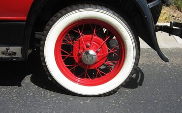 Ford-model-a-tudor-sedan-1930-red-20