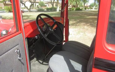 Ford-model-a-tudor-sedan-1930-red-7