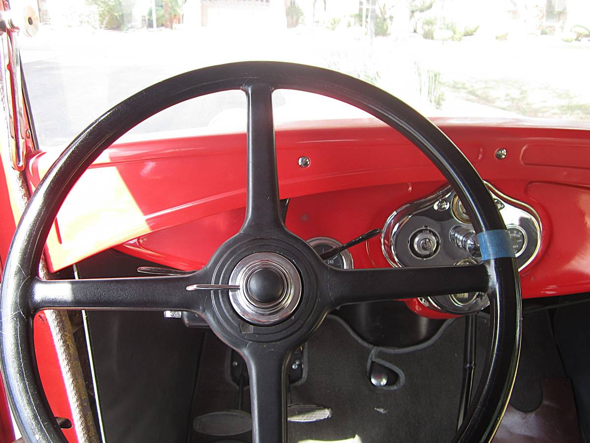 Ford-model-a-tudor-sedan-1930-red-8