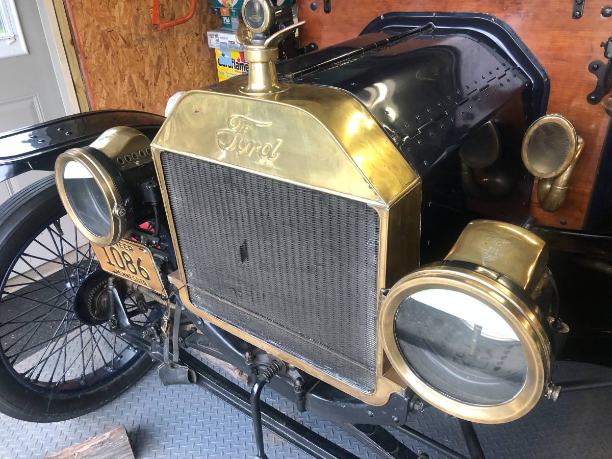 Ford-model-t-1914-10