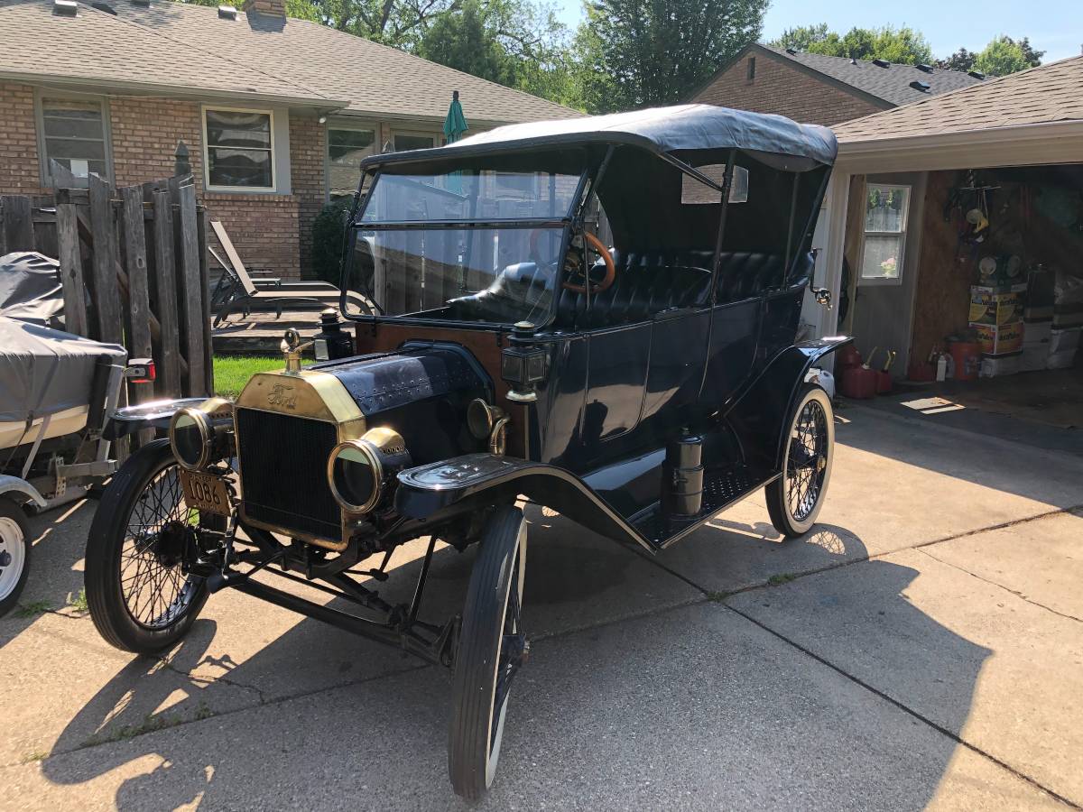 Ford-model-t-1914-2