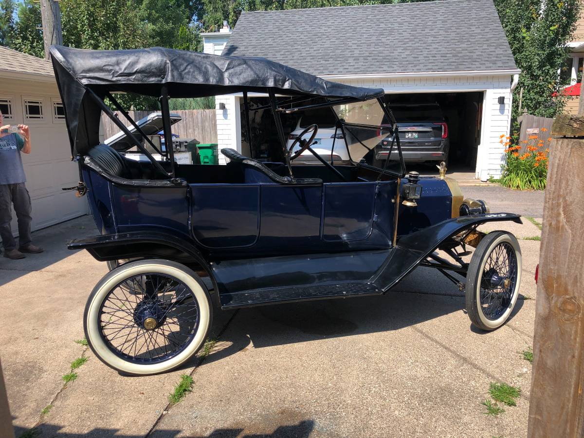 Ford-model-t-1914
