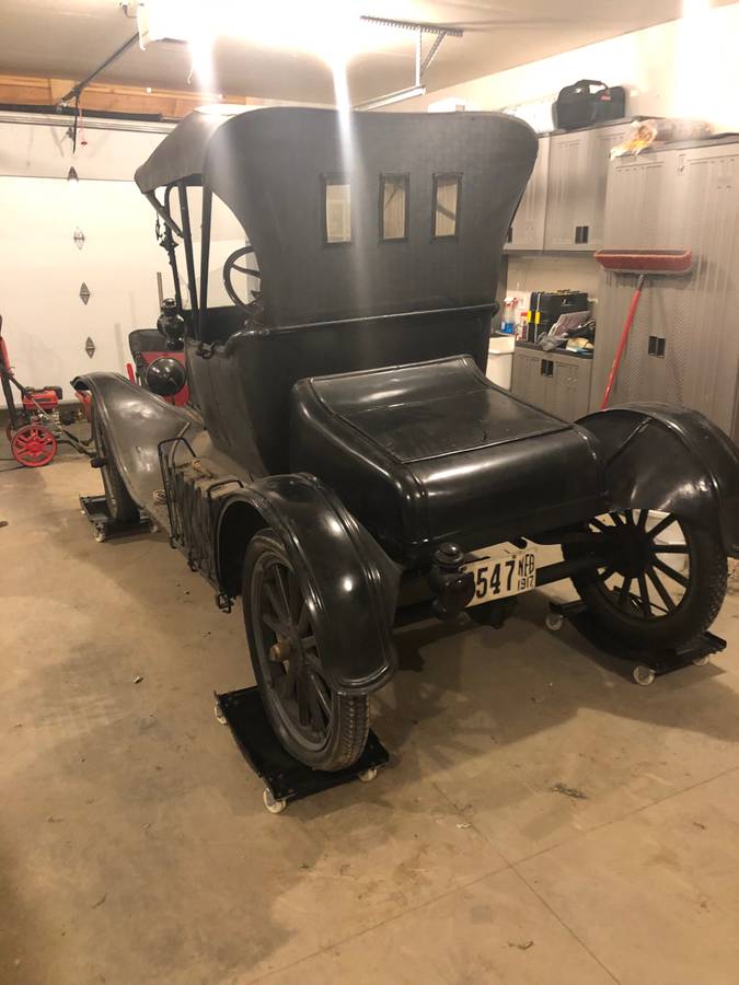 Ford-model-t-1917-black-6