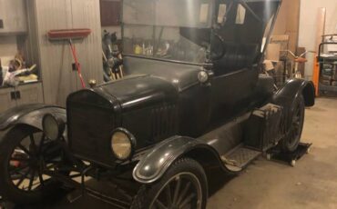 Ford-model-t-1917-black-7