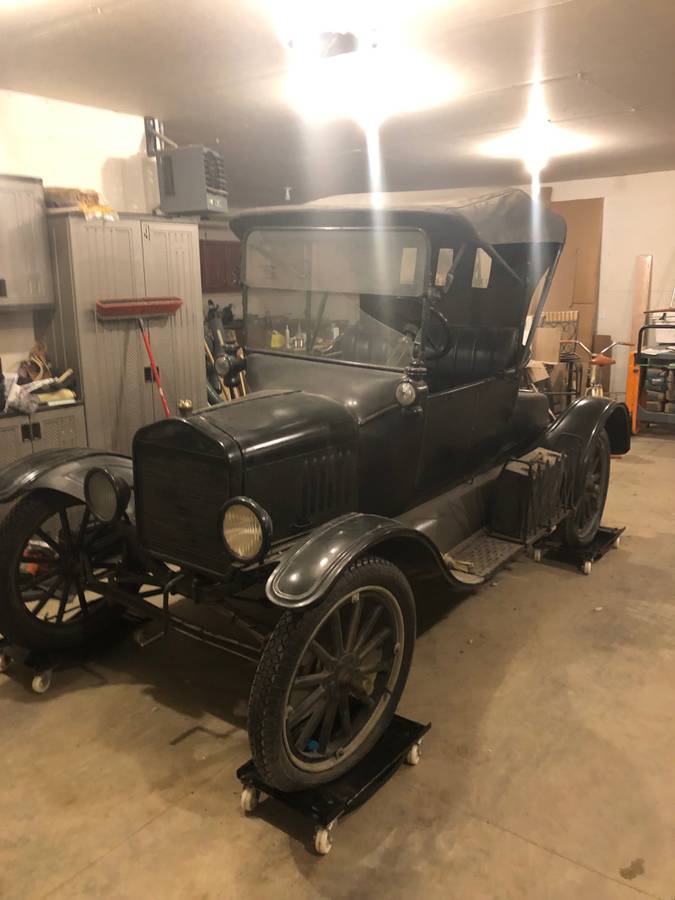 Ford-model-t-1917-black-7