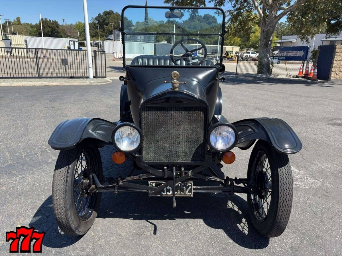 Ford-model-t-1920-13
