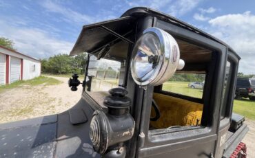 Ford-model-t-1920-black-17