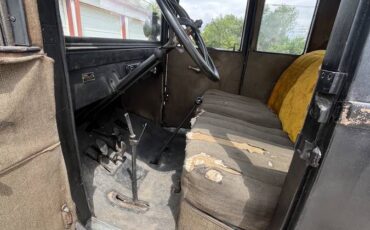 Ford-model-t-1920-black-22
