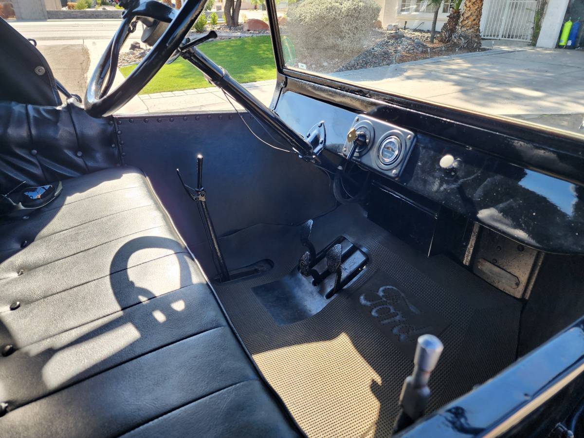 Ford-model-t-1925-black-8