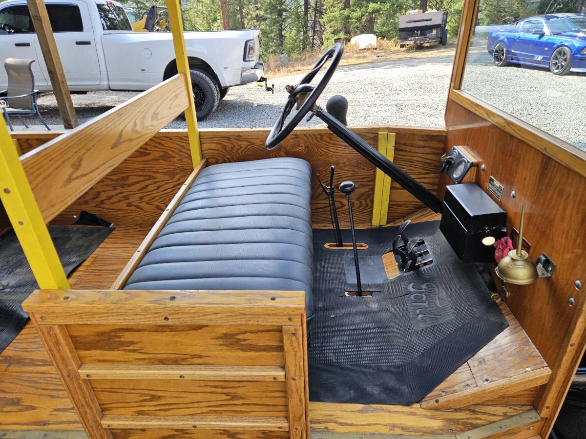 Ford-model-t-depot-hack-1923-black-7