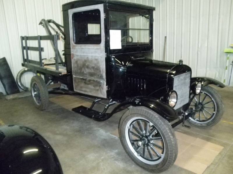 Ford-model-tt-tow-truck-wrecker-truck-1923