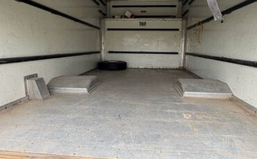 Ford-moving-van-diesel-1990-red-3