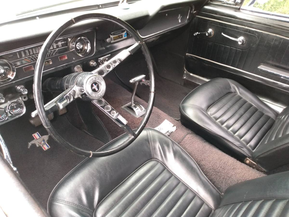 Ford-mustang-1965-white-1