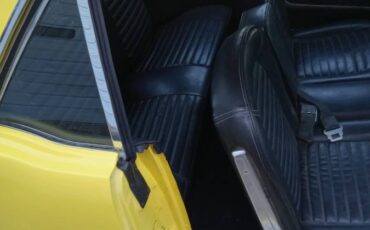 Ford-mustang-1965-yellow-1