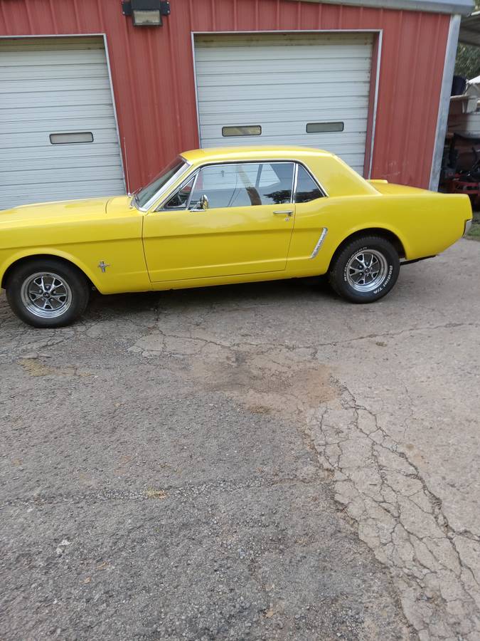 Ford-mustang-1965-yellow-7