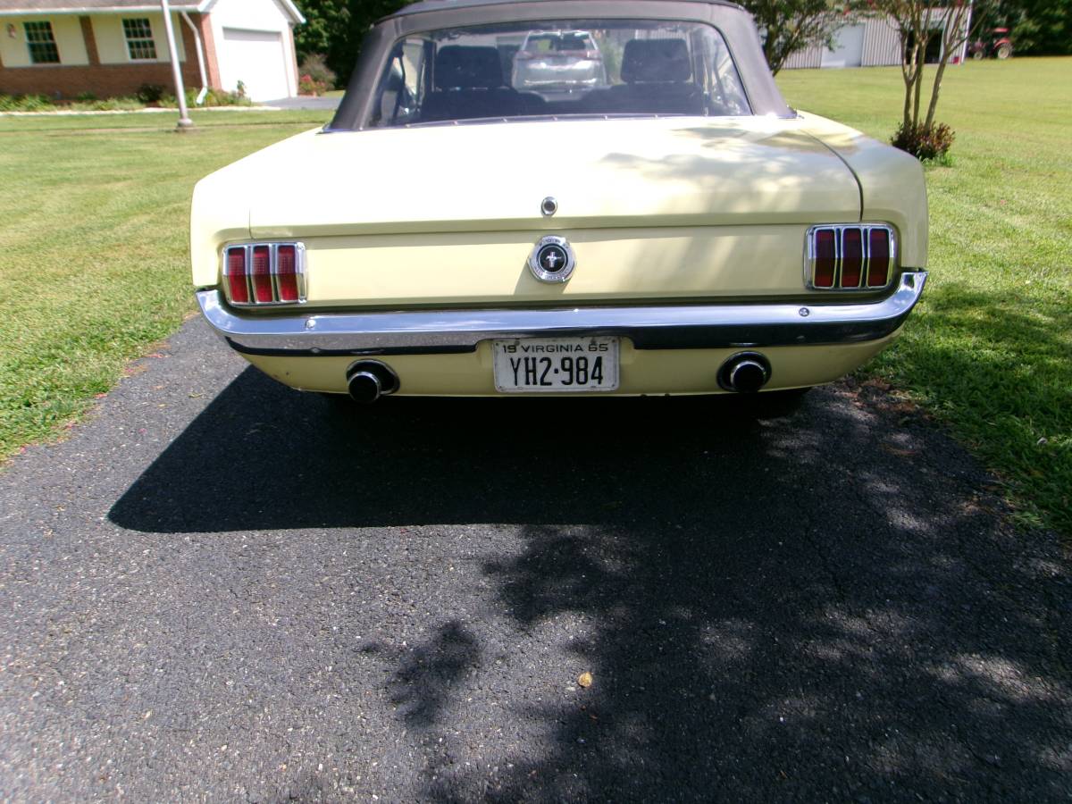 Ford-mustang-1965-yellow-9