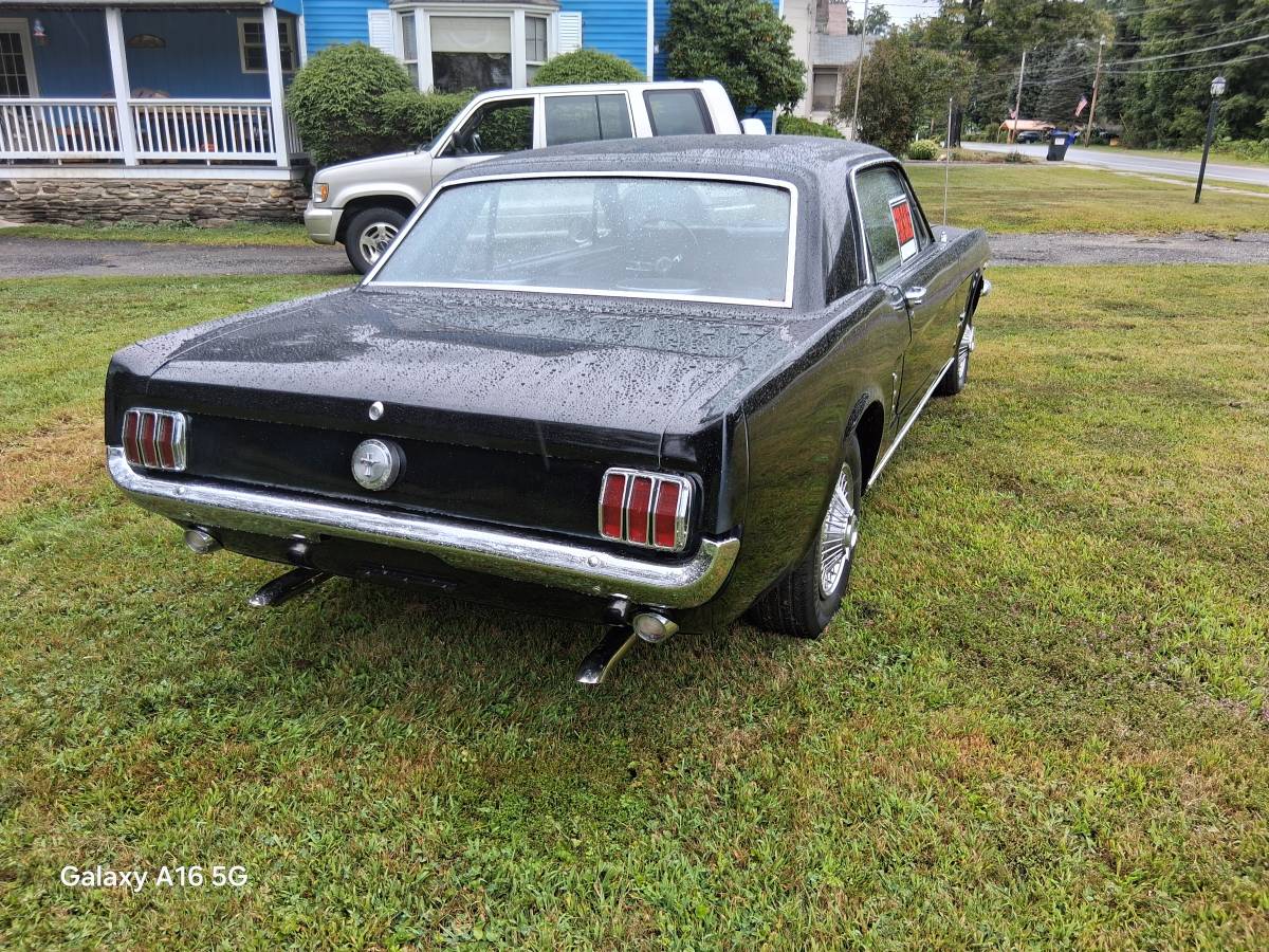 Ford-mustang-1966-black-3