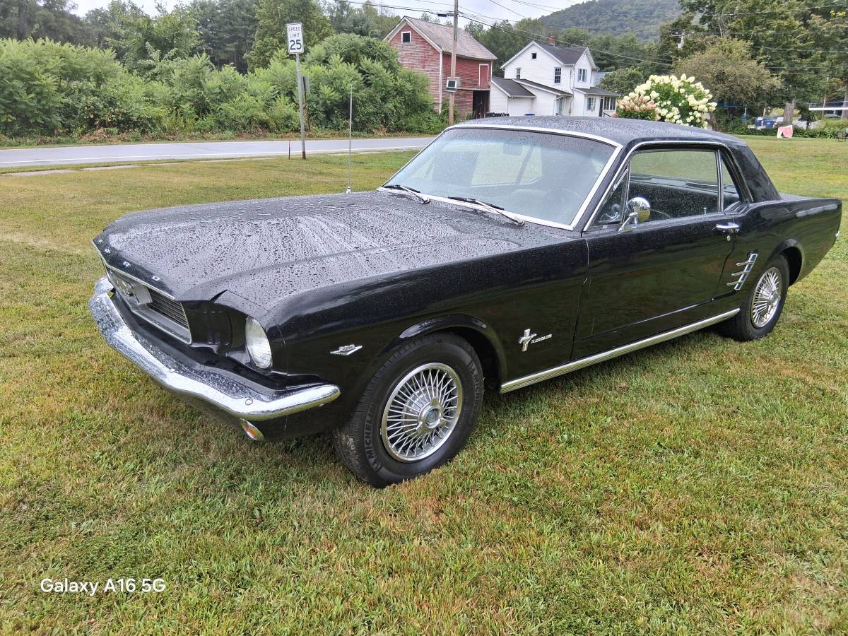 Ford-mustang-1966-black-4