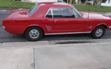 Ford-mustang-1966-red